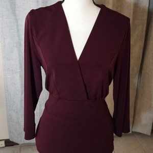 Danny & Nicole long-sleeved wrap front blouse - Burgundy color - Size 14